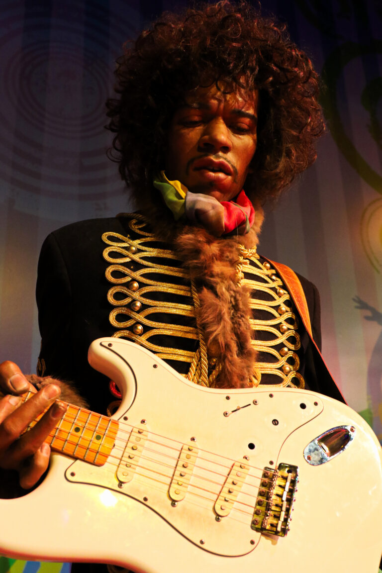 What Gauge Strings Did Jimi Hendrix Use?