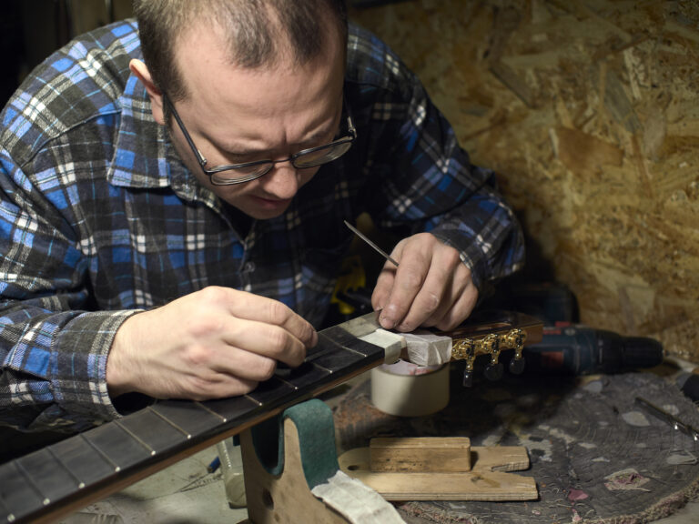 The Ultimate Guide to Guitar Nut Slot Depth – How Deep Should They Be?